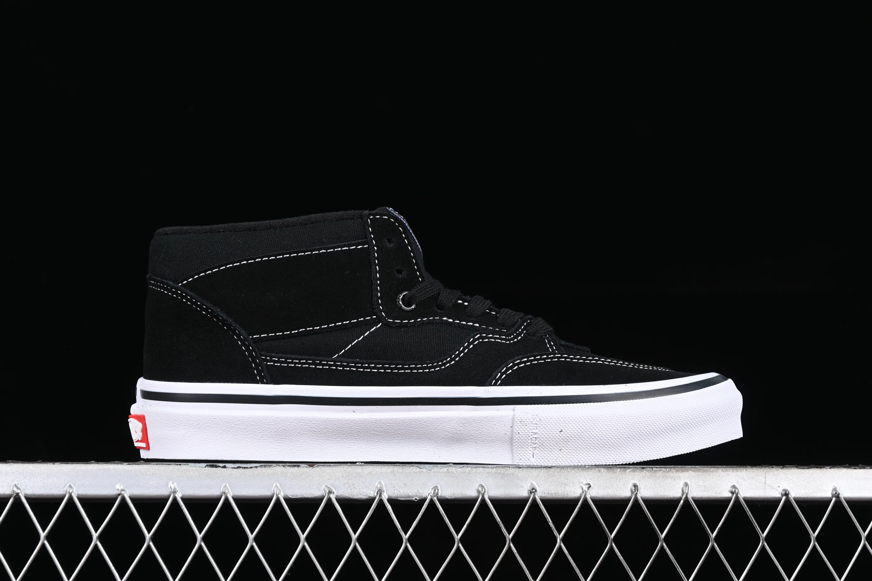 All categories Vans Vans series Vans Mid Vans Zhongbang Vans Half Cab Pro legendary skater signature Zhongbang skateboard shoes VN0A38CPB8C